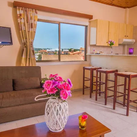 Windmills Hotel Apartments Protaras Extérieur photo